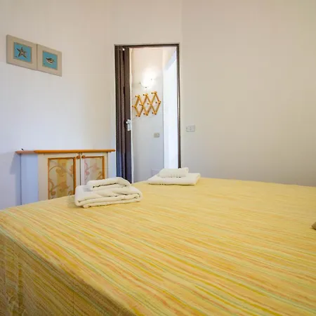 Casa Esmeralda Near The Sea With Patio! *