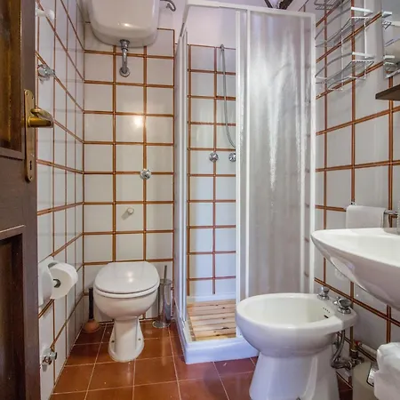 Lejlighed Guesthost - Esmeralda Near The Sea With Patio! *